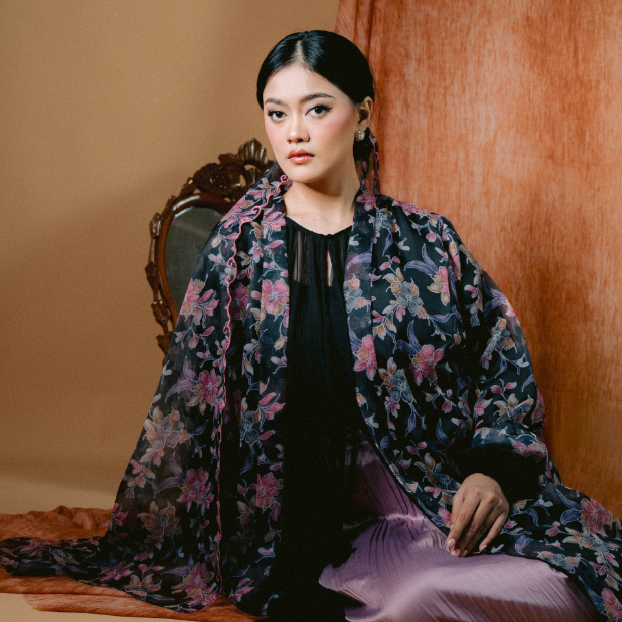 AILA The Kebaya Outer (Printed Black)